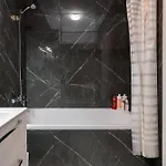 Luna Loft 1br With Parking 아파트 *