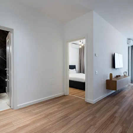 Luna Loft 1br With Parking Апартаменты *