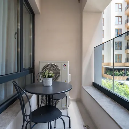 Luna Loft 1br With Parking *