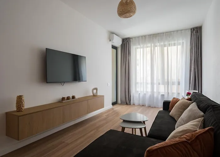 Luna Loft 1br With Parking *