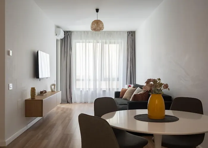 Luna Loft 1br With Parking