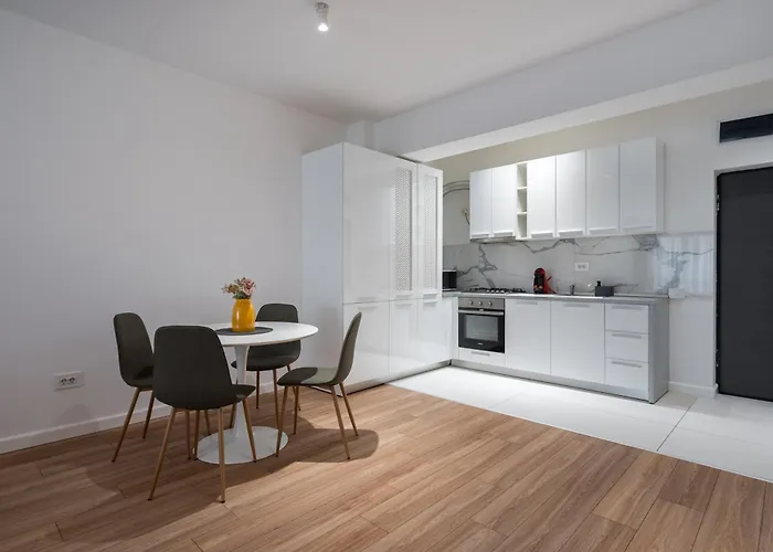 Luna Loft 1br With Parking Бухарест