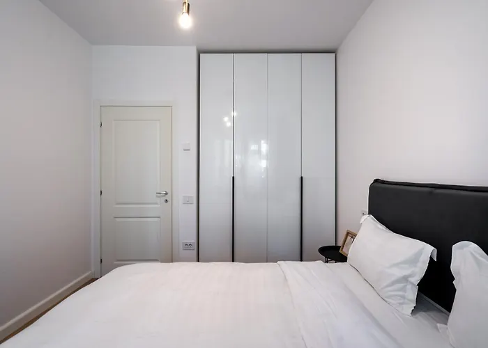 Luna Loft 1br With Parking *